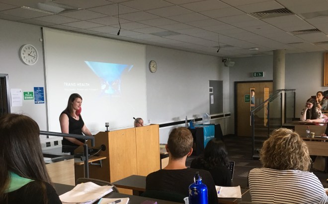 De7WApQX0AQEM6r.jpg large